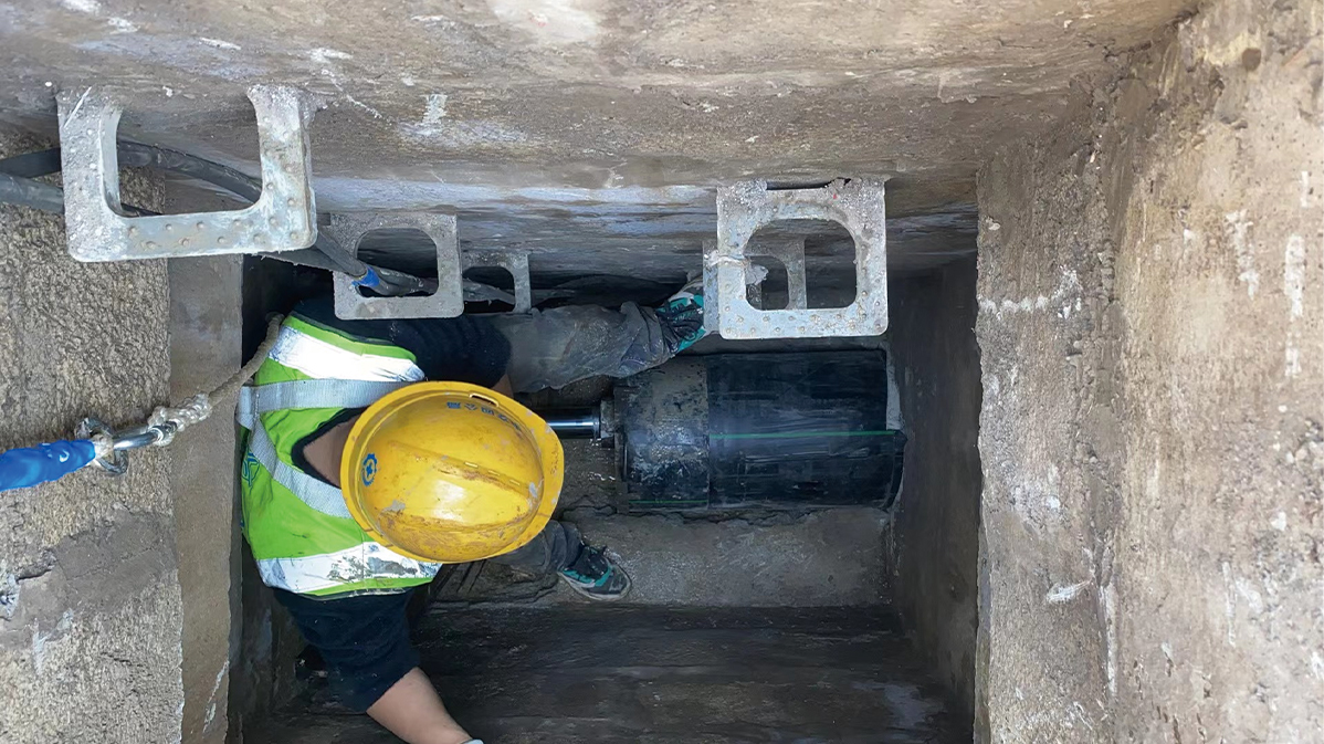 新密HDPE短管内衬法